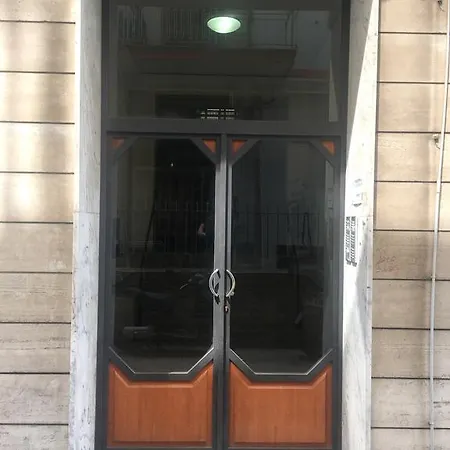 Petit - In Centro A Due Passi Dalla Stazione E Dai Traghetti