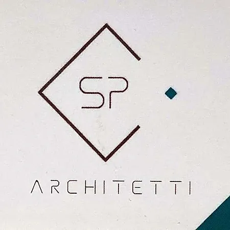 Petit - In Centro A Due Passi Dalla Stazione E Dai Traghetti 4* Salerno