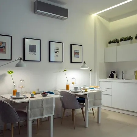 Bed & Breakfast Starhost - Petit B&B Salerno
